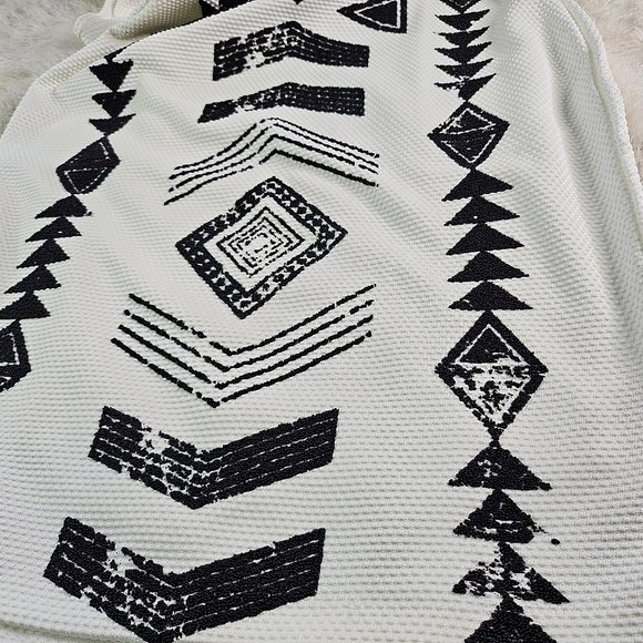 Guess Women's White and Black Beaded Sleevesless Midi Dress Size L - Picture 9 of 11